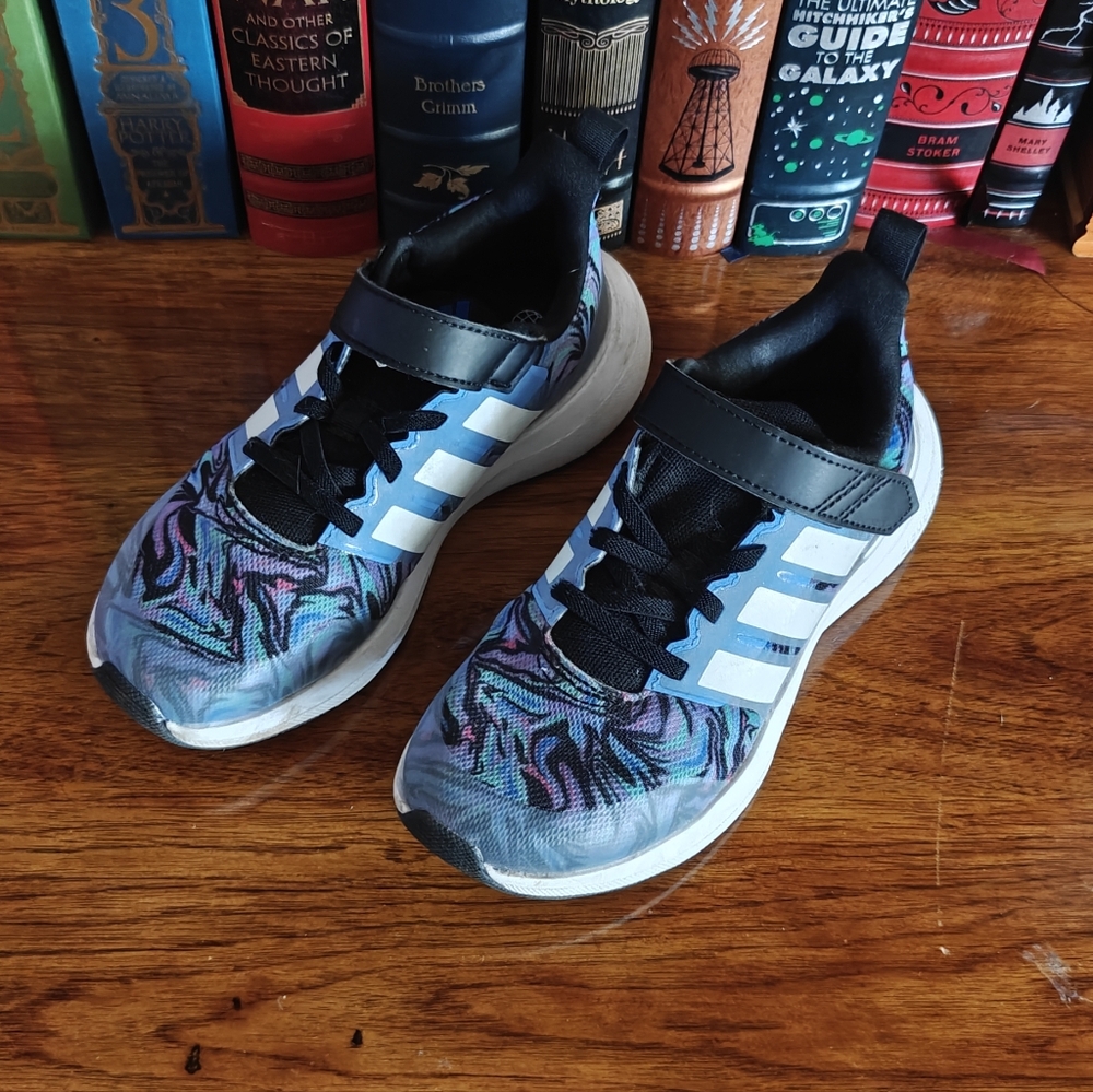 Asics Black and Blue Sneakers Modern Athletic Design